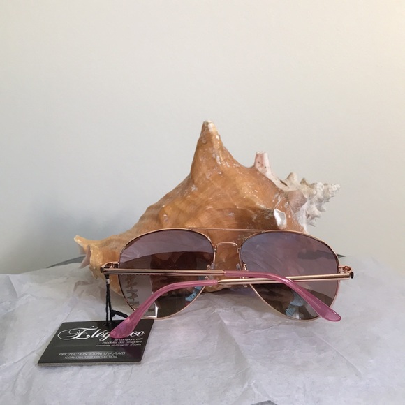 Foster Grant pink mirrored sunglasses - Picture 2 of 5